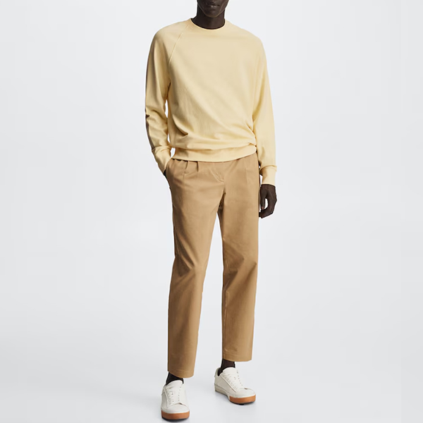 sweatshirt crew neck style from hongfeng, perfect for trendy and active men’s fashion.